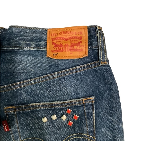 Levi’s Embellished Shrunken 501 Jeans - Picture 4 of 7